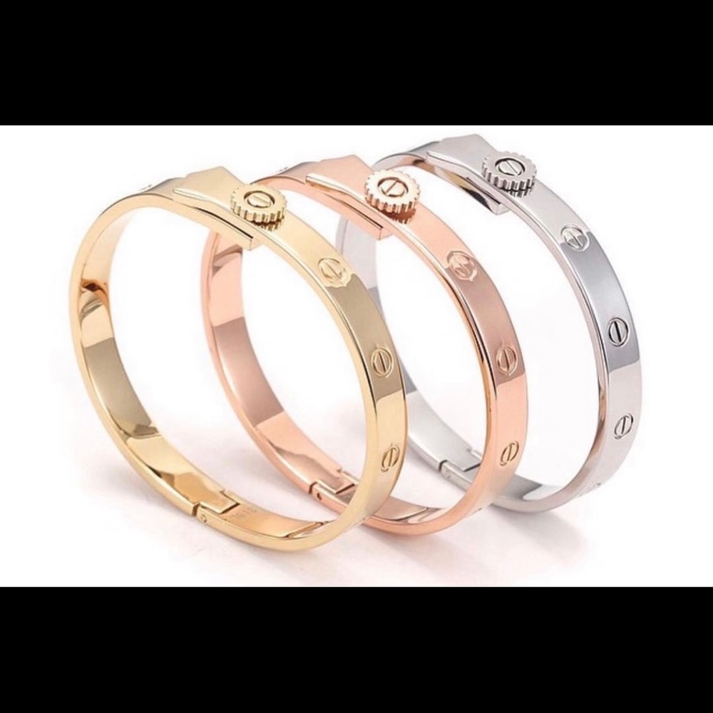 New Model! Screw Top Bracelet